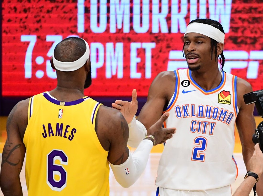 TheDunkCentral's tweet photo. “I never liked [LeBron's] game. To me, when I was younger he was just super athletic, I wasn't that. He was 6'8", and super strong and I wasn't that either.”

- SGA on LeBron’s game growing up 

(Via Pass The Rock | h/t @ESPNNBA ) https://t.co/NEf1tuhvnK