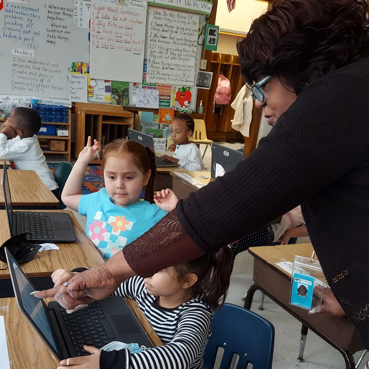 ms_trickey's tweet photo. Nothing is better than a happy teacher AND a happy classroom! Mrs. Cunningham @SwansboroFamily has been working so hard to increase her #EdTech capacity this year. Today her class mastered #MakingTen with this @nearpod Drag & Drop activity! @MrSampson_SES https://t.co/Em0ECLvTRz