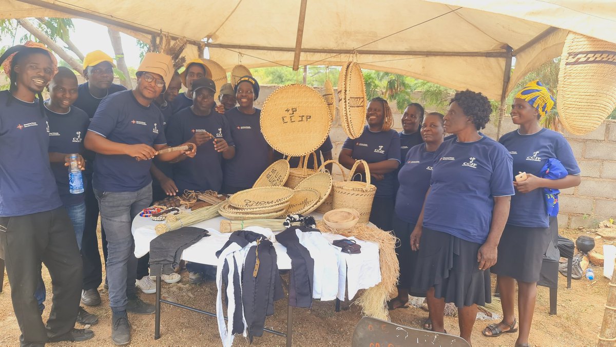 OnPointMedia4's tweet photo. Day 2 - 21/03/23
CULTURAL EXCHANGE FESTIVAL (ZIMBABWE & SOUTH AFRICA)
Theme: Promoting Cultural Diversity, Values of Ubuntu and Social Inclusion
Venue : Londa Hotel
Special Thanks to CCJP and Messina Legal Aid Office (MLAO).
#PASystemHire #Events https://t.co/DJww0rWXjg