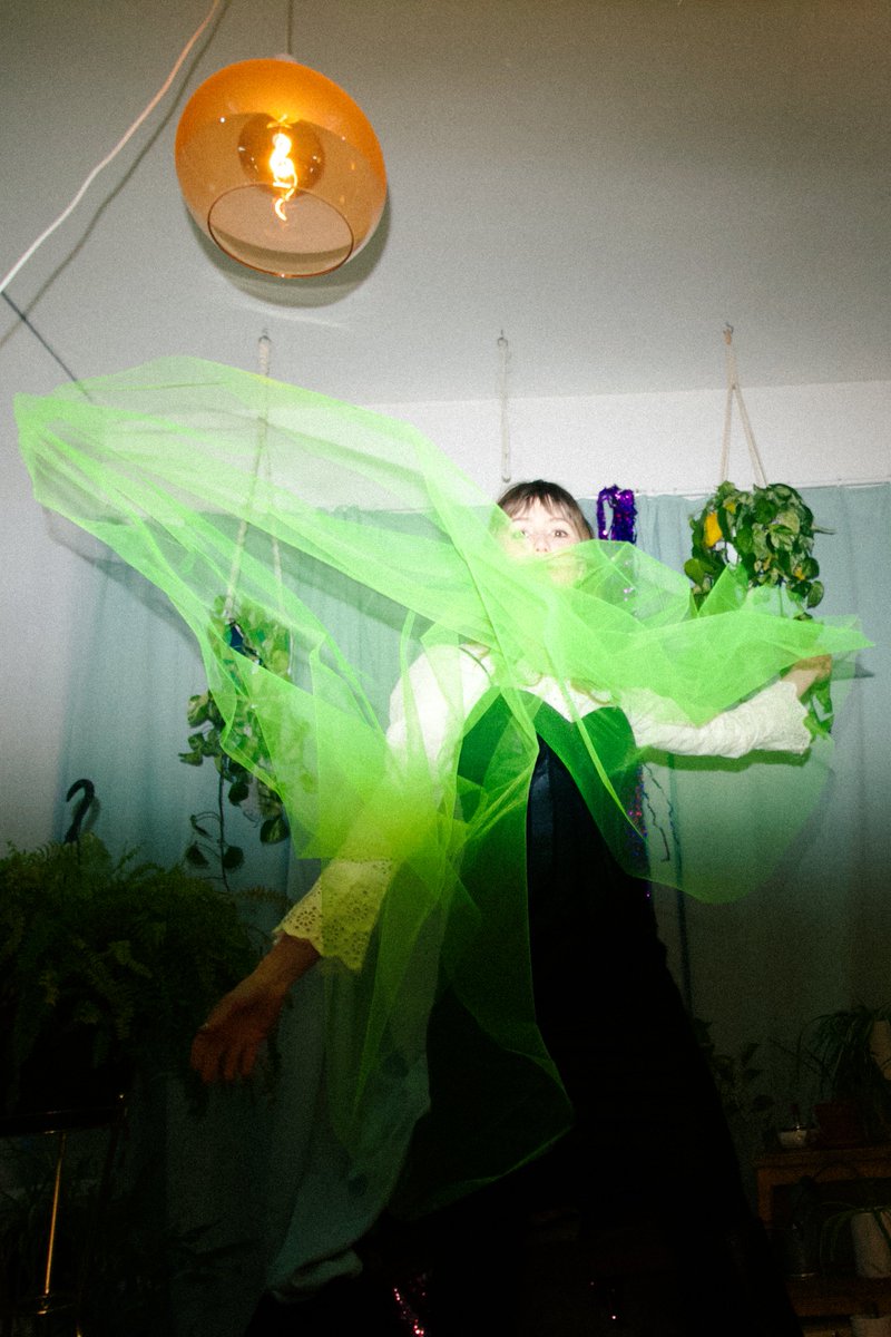 WALLGRIN_'s tweet photo. next show is a FULL BAND affair on APRIL 1 with @jessickamusic &amp; Devours &amp; magical green tulle everywhere 💚 tickets here: https://t.co/vCqKbWSL5k https://t.co/0u6SZiYutP