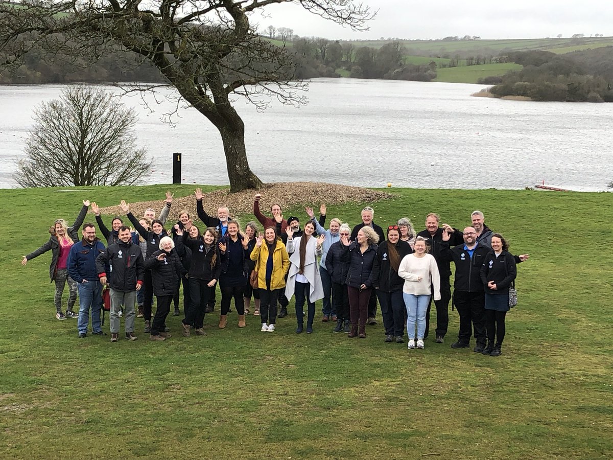 JamesParkin2010's tweet photo. Always a pleasure to spend time with @PembsCoast National Park’s regenerative tourism team as we plan ahead for another busy season across #Pembrokeshire. A big thanks to @EcoDewiGroup, @VisitPembs & @VisitWalesBiz for your support. #TeamPembs https://t.co/1kIBn0olTj