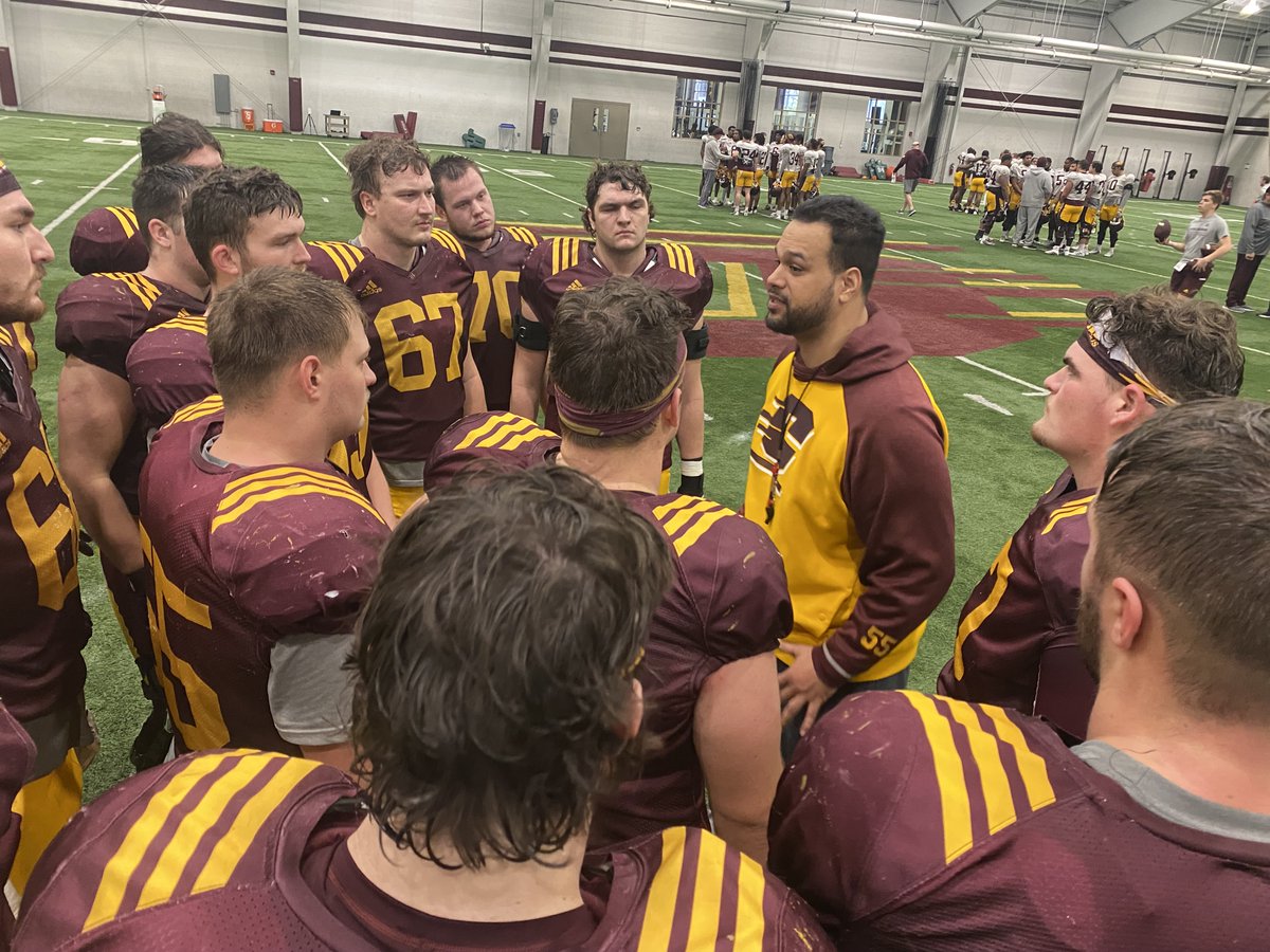 CMU_Football's tweet photo. 🔴🟡 Daily preparation=long-term success!

#FireUpChips🔥🆙🏈 https://t.co/5S6nKy4W8M