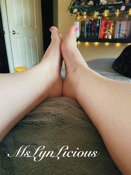 It was time for a polish change, also how perfect are my arches? #pedicure #selfcare #feetgram #toenails<a href="/tag/pedicure"class="tags"><span>#pedicure</span></a><a href="/tag/selfcare"class="tags"><span>#selfcare</span></a><a href="/tag/toenails"class="tags"><span>#toenails</span></a><a href="/tag/paintedtoes"class="tags"><span>#paintedtoes</span></a><a href="/tag/paintedtoenails"class="tags"><span>#paintedtoenails</span></a>