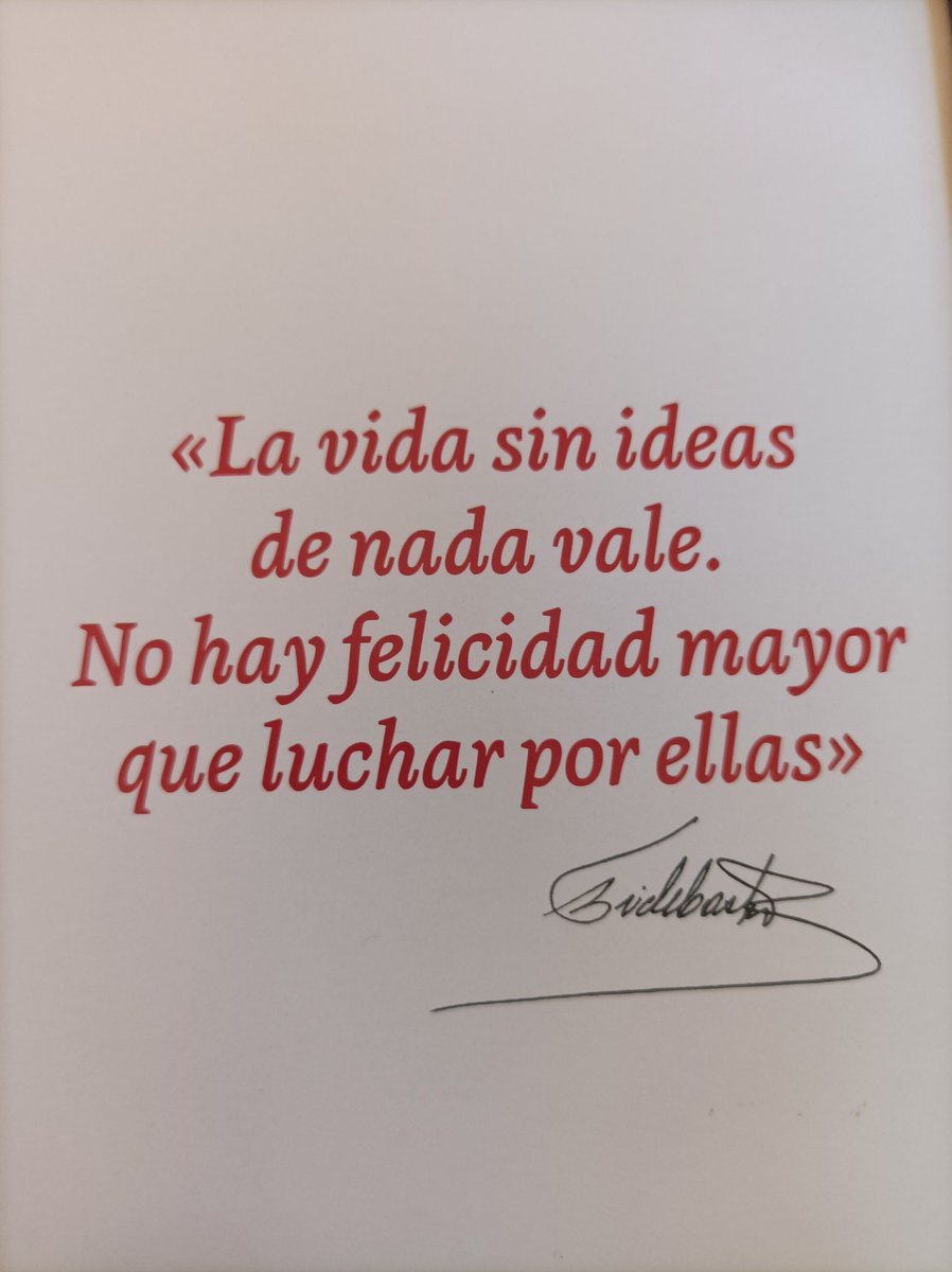 AbelendaCuba's tweet photo. Sin comentarios. #FidelInmenso https://t.co/aFMWBWswN1