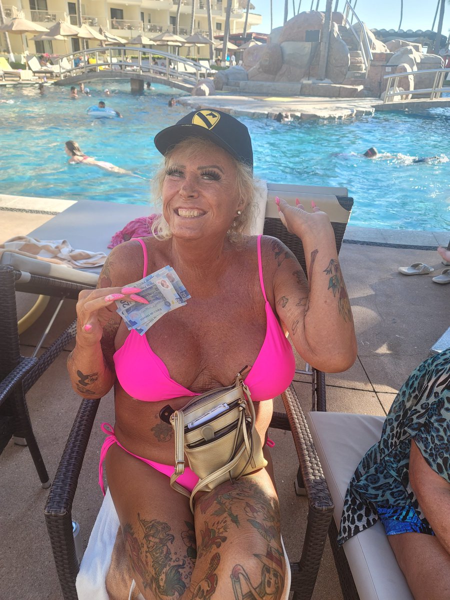 janey kay tweet media