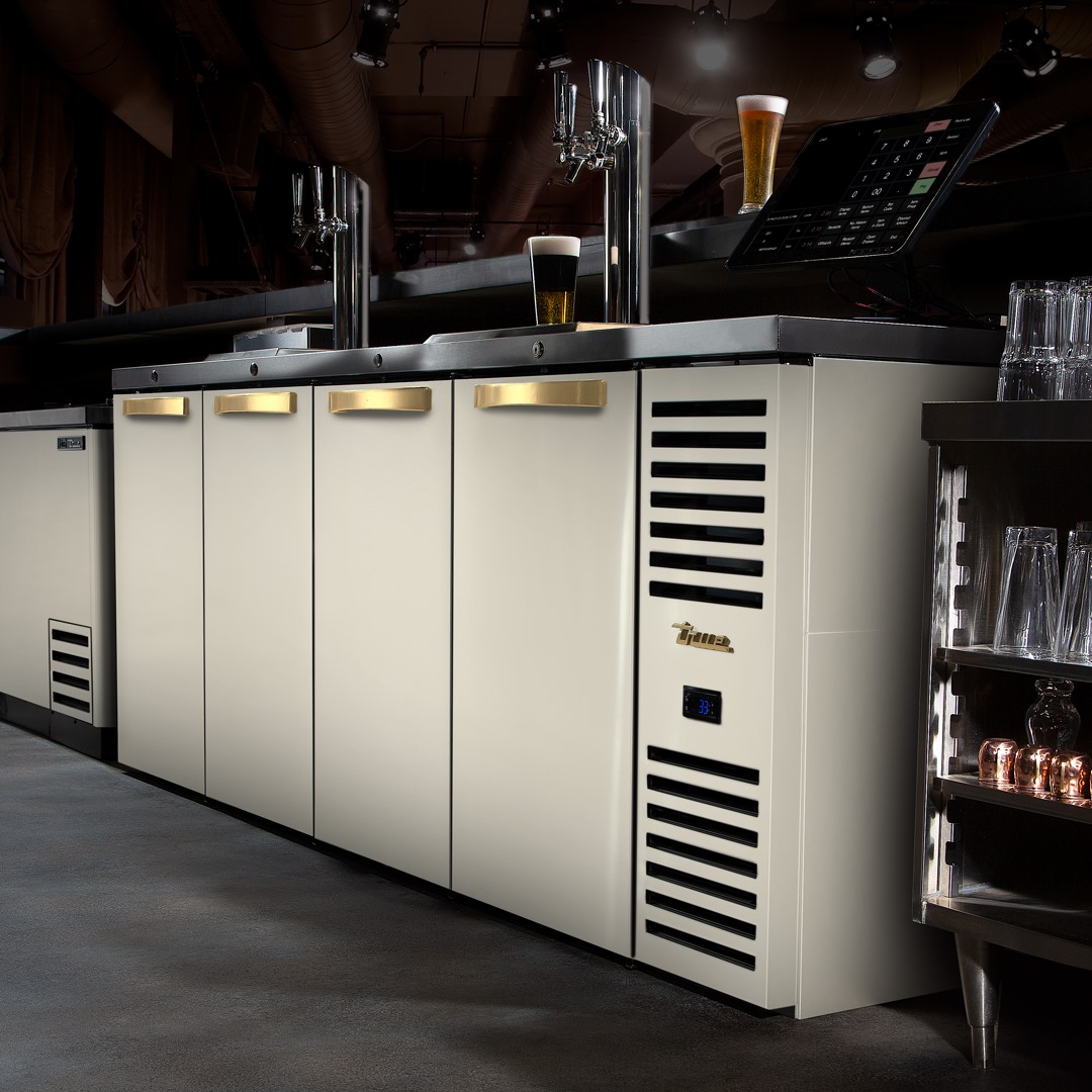 DineCompany's tweet photo. True Refrigeration has a passion for cold &amp; producing high-quality refrigeration products ❄️
Learn more at https://t.co/4A2Y2n0v2f https://t.co/ND6Mcu2Ro0