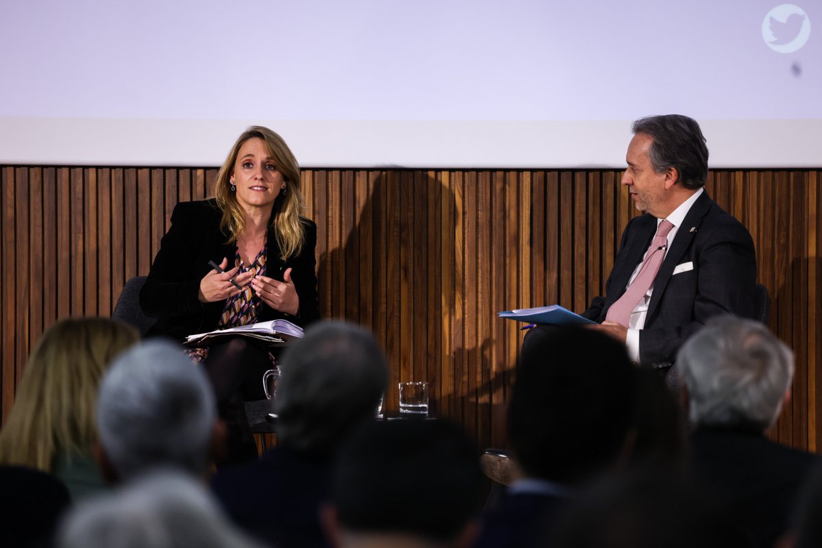 Gràcies al Col·legi d'<a href="/economistescat/">Col·legi d'Economistes de Catalunya</a> per la seva excel·lent tasca de divulgació i al degà <a href="/cpuigdetravy/">Carlos Puig de Travy</a> per convidar-me a explicar l'impacte positiu dels #Pressupostos2023 sobre la ciutadania i el teixit productiu de Catalunya. Ha estat un debat divers i molt enriquidor.
