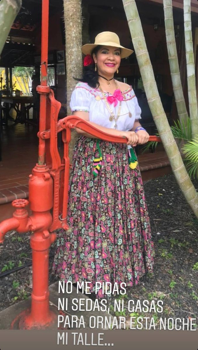 katiuskmartinez's tweet photo. ¿Recuerdas cuando te uniste a Twitter? Hoy cumplo 12 años de pertenecer a esta red social, y valoro que en los tiempos de encierro por Pandemia, creamos un maravilloso grupo, con retos semanales. Gracias mi gente bella, por siempre buscar hacer el bien 💙 #MiAniversarioDeTwitter https://t.co/2qzVbcv5xj