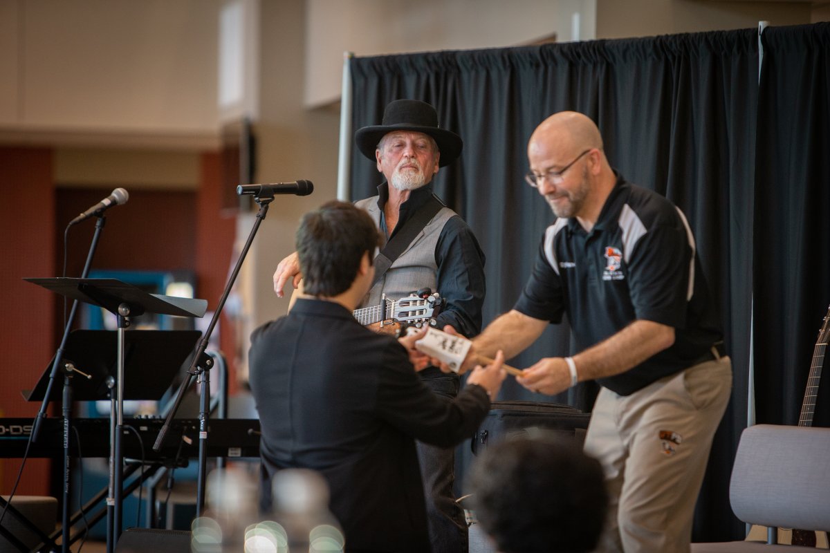 International Teach Music Week is March 20-26. UTPB would like to give a big shout-out to all of our music faculty for the fantastic work they do in and out of the classroom.

Interested in studying music at UTPB? Let us know how we can help! 

#UTPB #FalconsUp