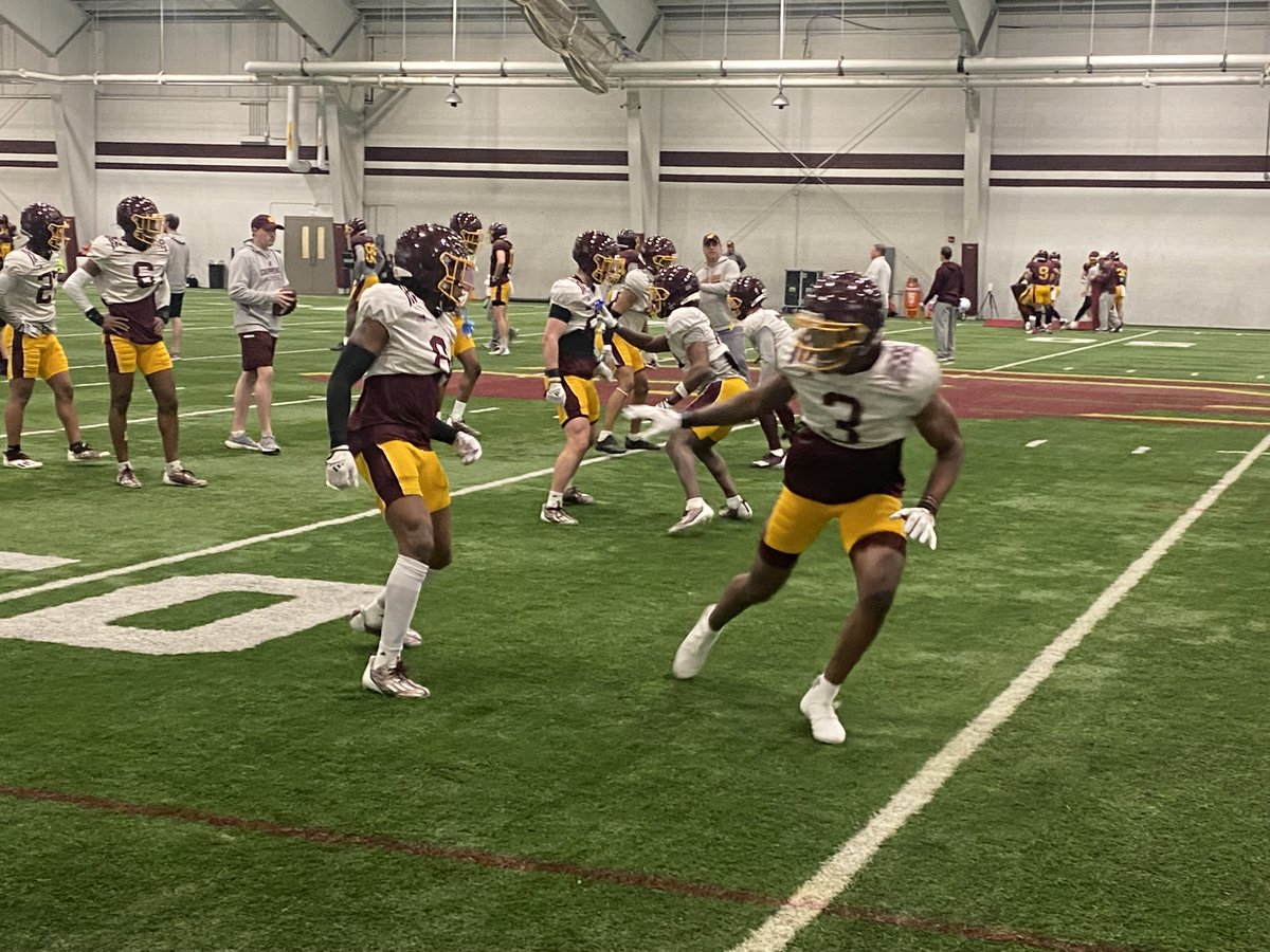 CMU_Football's tweet photo. 🔴🟡 Daily preparation=long-term success!

#FireUpChips🔥🆙🏈 https://t.co/5S6nKy4W8M