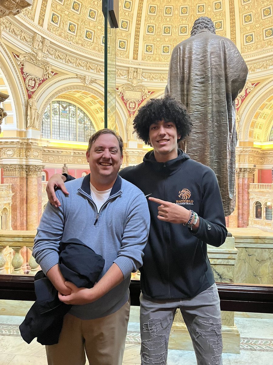 DougZywiol's tweet photo. A wonderful day in DC with students!

110 kids on the Metro ✅ 
Capitol Tour ✅ 
Met Congressman @RepDonBeyer ✅ 
Supreme Court ✅
Library of Congress ✅ 

#HawkPride https://t.co/yT82c1eBp3