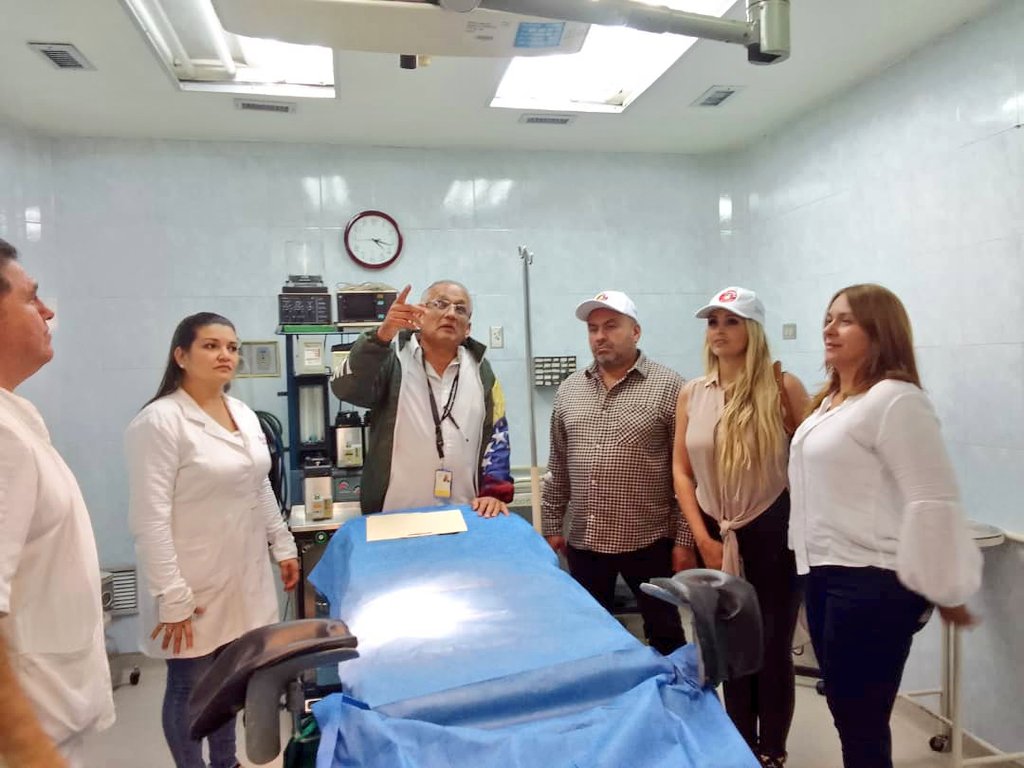 IpasmeOficial's tweet photo. ¡Avanza nuestro Plan Quirúrgico Nacional!

En articulación con el @MinSaludVE y la @Gob_Tachira se planificó la atención quirúrgica a 131 pacientes del magisterio, y el plan de fortalecimiento de los servicios médicos ofrecidos.

.@NicolasMaduro
#TrabajoYCompromiso https://t.co/mjrIkdFRYn