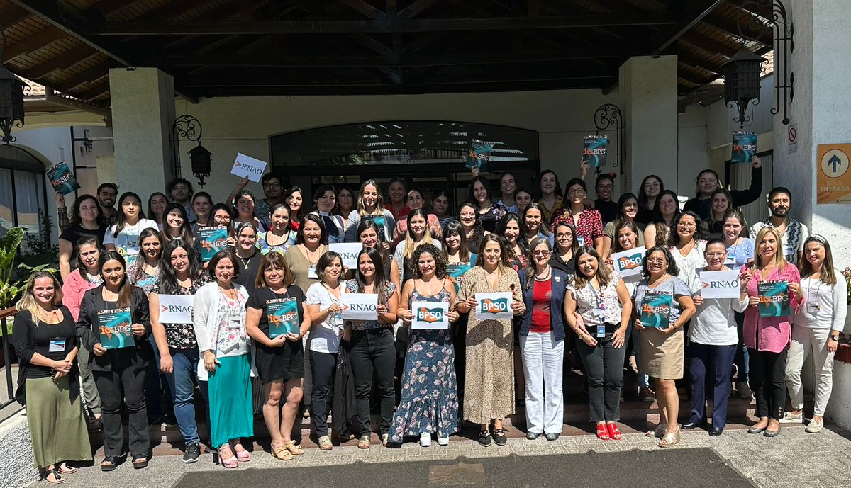 Que los 32° no detengan la foto de rigor! 😅🌞🌞🌞
Día 2 Capacitación Champions #RNAO 
<a href="/RNAO/">RNAO</a> 
<a href="/BPSOUCCHRISTUS/">BPSO UC CHRISTUS</a> 
<a href="/ucchristus/">UC CHRISTUS</a> 
<a href="/DorisGrinspun/">Dr. Doris Grinspun 🇨🇦 RN, PhD, FAAN, O.ONT</a>