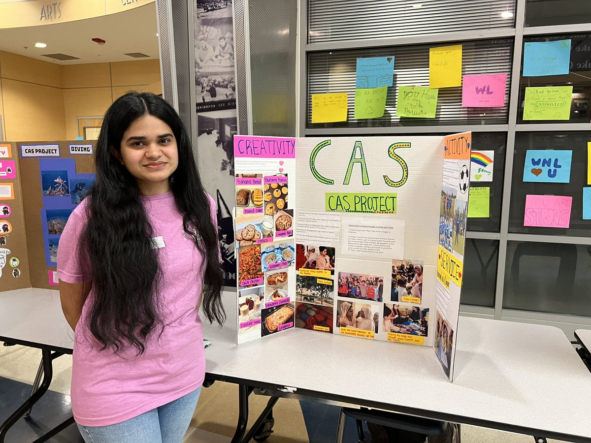 teacherburgos's tweet photo. W-L IB DP Class of 2023 engages with their school & 🌍🌏🌎 community with CAS demonstration #CAS #CAStastic @generalspride @WLHSIB @WLHS_Principal @apsvirginia https://t.co/YLiRWGFLQg