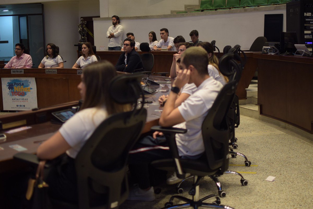 simonperezlon's tweet photo. 👏Reconocemos el papel transformador que ha tenido la representación estudiantil en la Universidad @EAFIT. https://t.co/OILVxwtogH