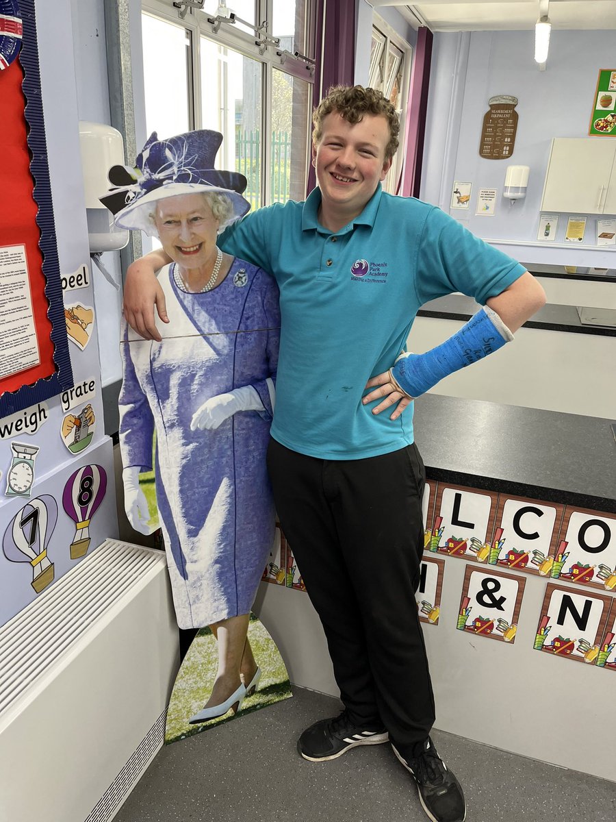 Our @ncfe Nutrition &amp; Health group hosted #AfternoonTea today for parents and governors, with a special appearance from her late Majesty! #PPAValues #Resect #ThisIsAP <a href="/WellspringAT/">Wellspring Academy Trust</a> #WowWednesday