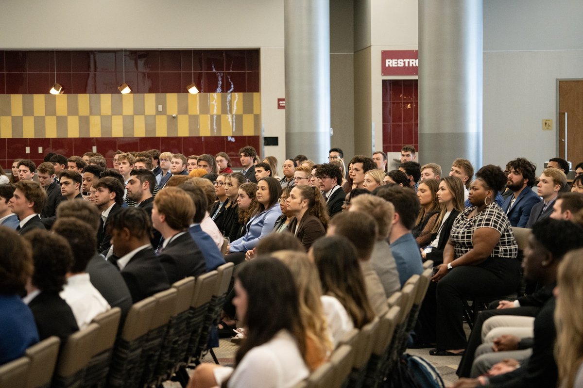 fsuannescollege's tweet photo. Earlier this month, students &amp; faculty attended Florida State University's Annual Sports Management Conference. Attendees were given the opportunity to network with a variety of sport organizations, listen to industry professionals, and enhance their employment potential! #fsucoe https://t.co/SzVAMpLKHR