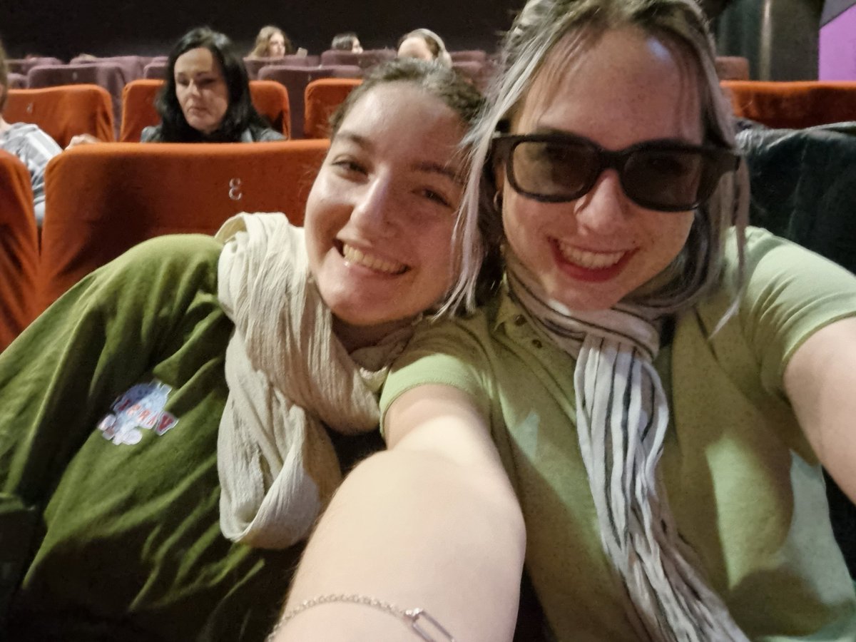 1ofthebrave's tweet photo. me and bestie went to see
#AllOfThoseVoices https://t.co/w0deQ8Z2cK