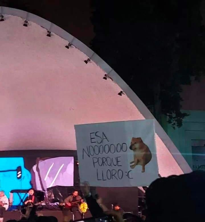 Radioacktiva_'s tweet photo. Cuando Pearl Jam toca 'Black' en un concierto: https://t.co/YRETUHnw3w