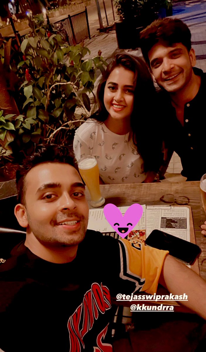 VIP_Tweetz's tweet image. Chlo #TejRan tyaari krlo ab to shaadi kraake he jaaegaa Praaa !!! 

#KaranKundraa #TejasswiPrakash