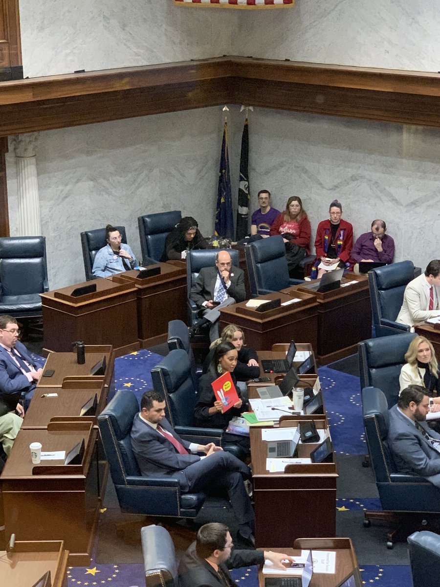 jrcolfer's tweet photo. Today she’s brought childrens books where heterosexual characters fall in love with each other to illustrate the contradiction in HB 1608’s text which bans instruction of sexuality and gender. https://t.co/kYRH0pG1oq