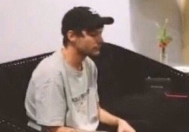 Luna!໑̣ tweet media