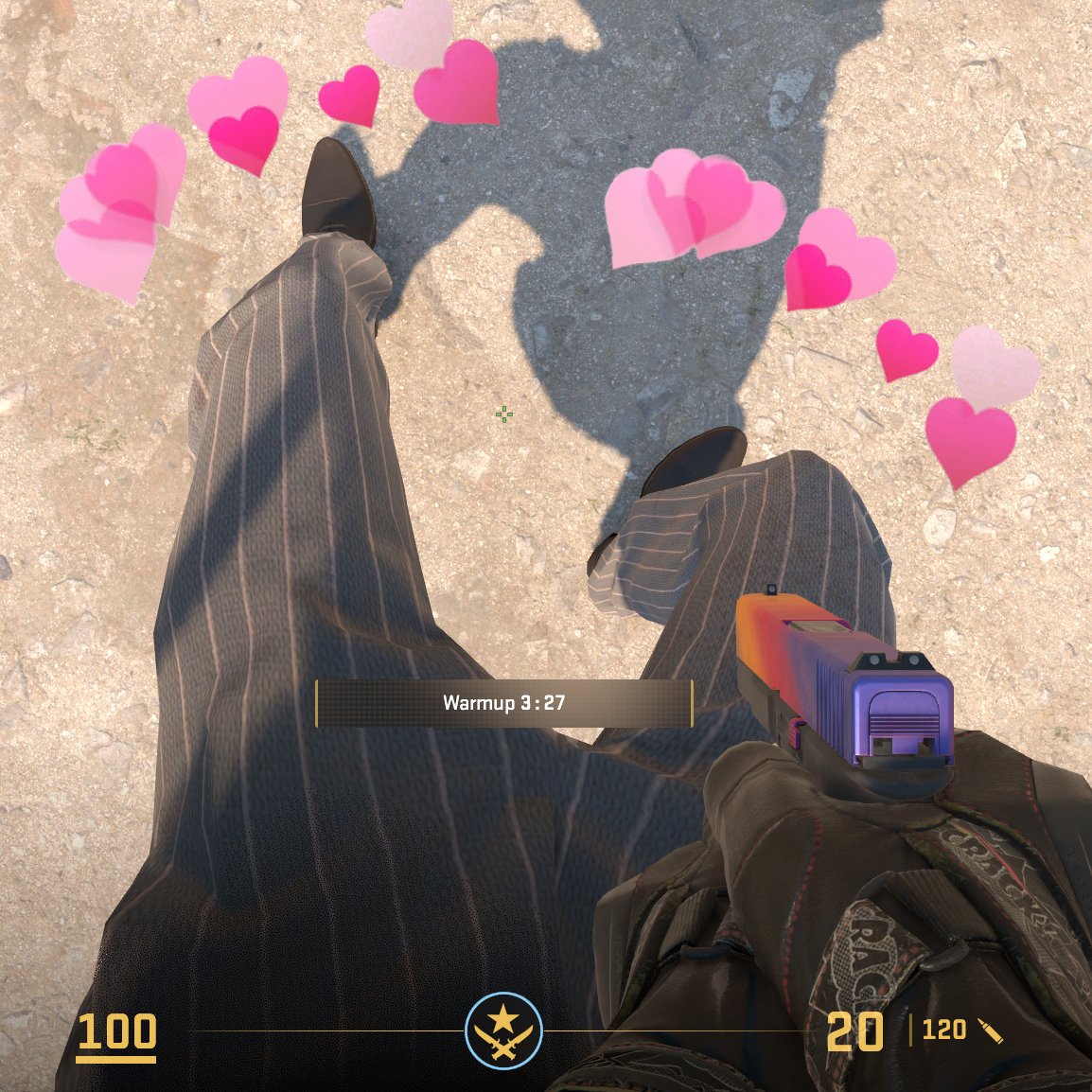 ESLCS's tweet photo. FEET 😍 https://t.co/33fz9aJsOT