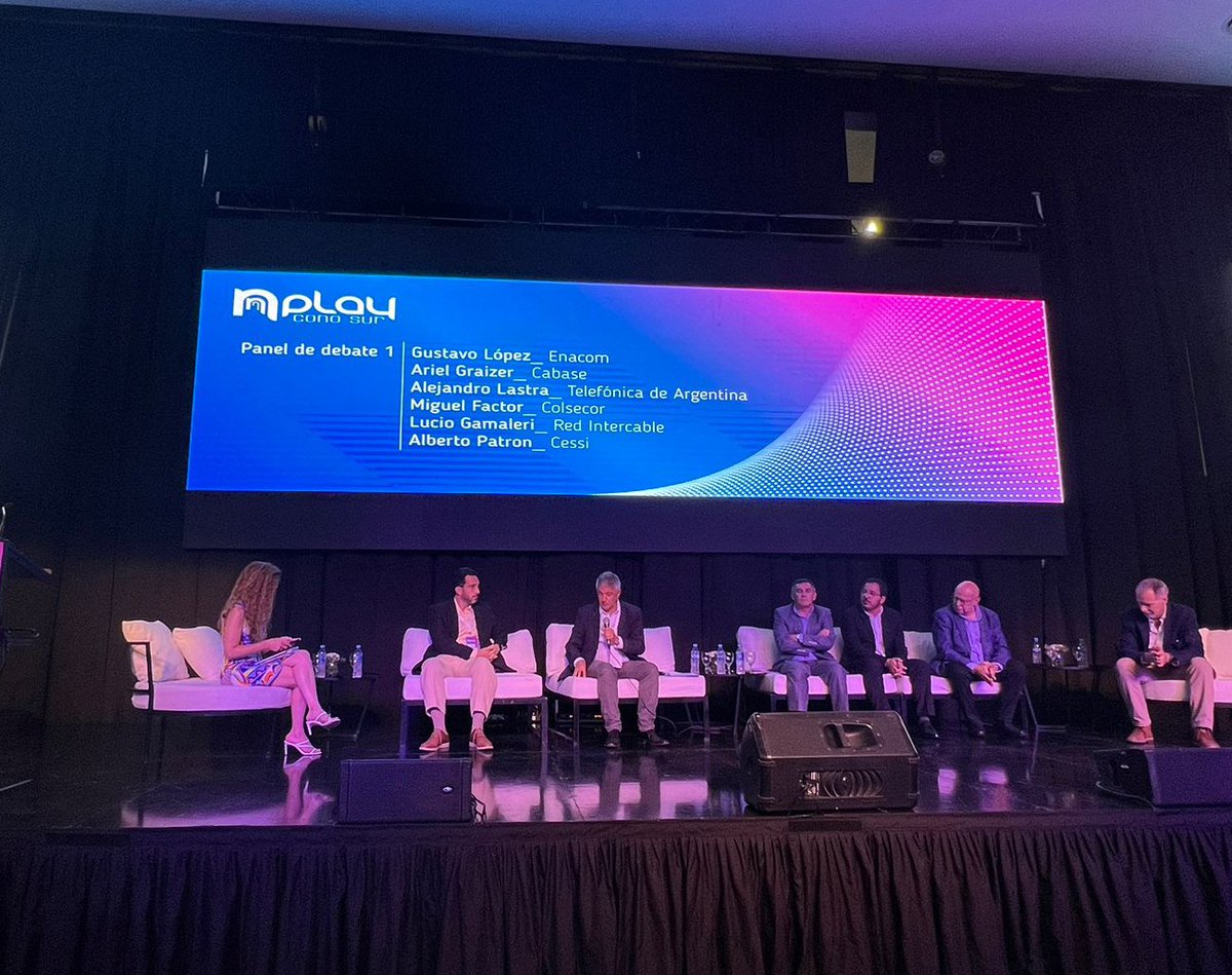 CessiArgenTIna's tweet photo. ¡Gracias @ConvergenciaGrp por la invitación al panel sobre las necesidades del Sector TIC en el marco de #NPlay23!
Nuestro vicepresidente @alberto_patron, compartió un espacio de diálogo con Ariel Graizer, Lucio Gamaleri, Miguel Factor, Alejandro Lastra y Gustavo Lopez. https://t.co/msUp4OxEWp
