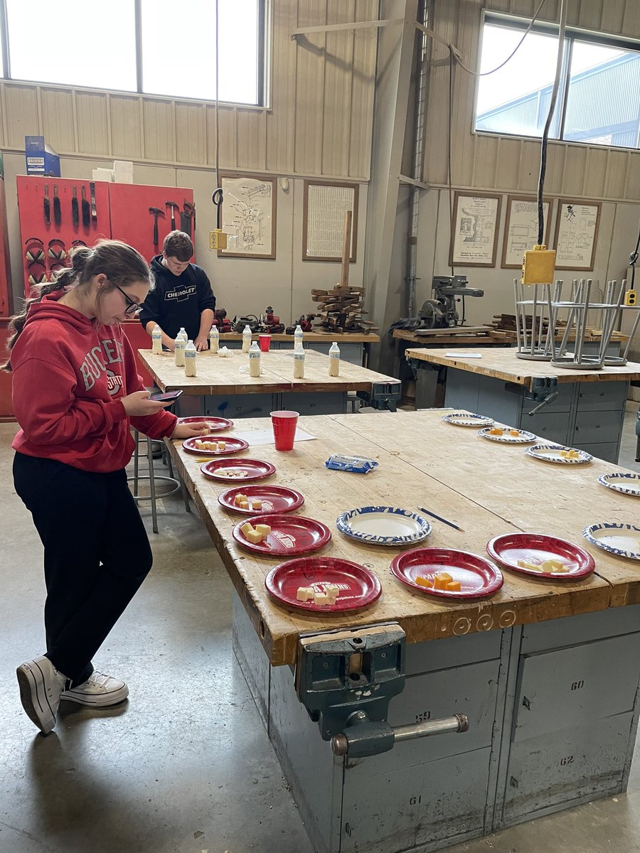 MissAlfman's tweet photo. Prepping for the State Milk Quality and Products contest this weekend! https://t.co/SESbkuTlCe