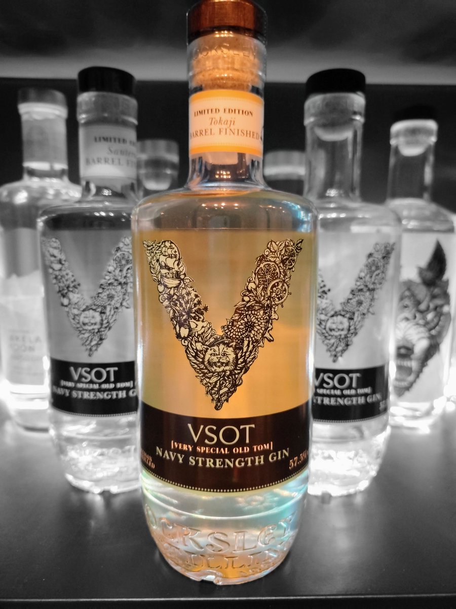 Oh hello there beautiful, I've been waiting for you for quite some time 🥰

@locksleystill new Tokaji Barrel Aged VSOT is finally here! 😁. Tasting time soon!