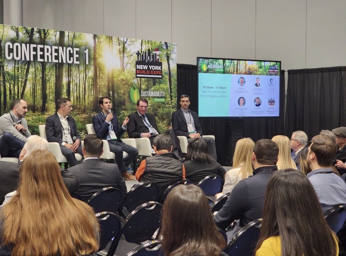 logicalbldgs_'s tweet image. Our COO David Klatt spoke at #NewYorkBuild2023 at Javits on the “Net-Zero Ambitions: From Pledges to Action” panel.

He highlighted LL97 and how #GridRewards and #SmartKitAI enable a rewards-driven strategy to help buildings &amp;amp; residents work towards net zero! #decarbonization