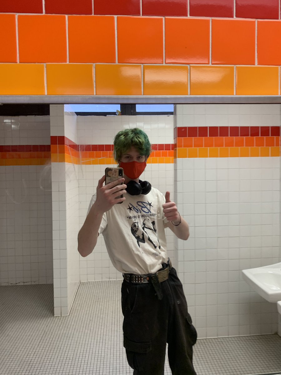 cataloguing so much gd footage for this damn doc