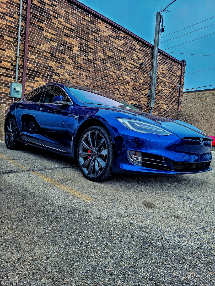 LegitStreetCars's tweet image. What are your thoughts on the country&apos;s cheapest P100D?

Check out the full video, link is in my bio!

#LegitStreetCars #Tesla #P100D