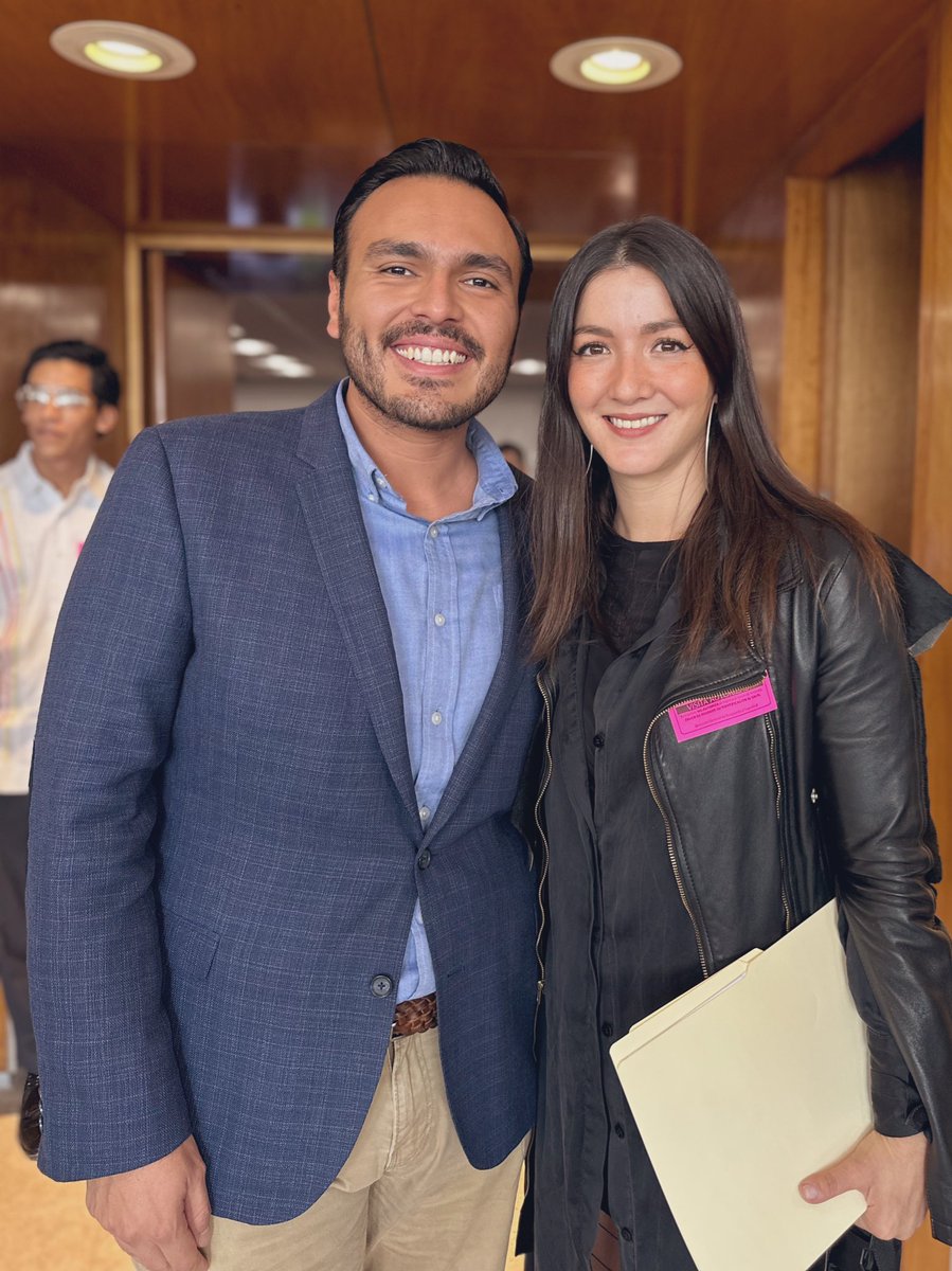 MiguelPenaflor's tweet image. Cada vez más voces se suman en contra de las Terapias de Conversión #ECOSIG.

Ni un paso atrás en la defensa de la dignidad de todas las personas y los derechos LGBT+ 🏳️‍🌈 #NadaQueCurar