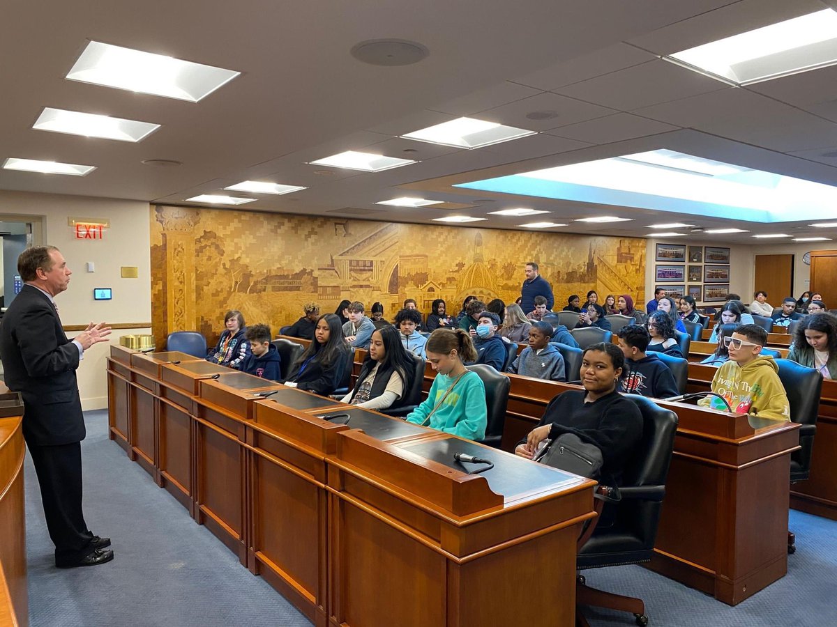SpeakerCoughlin's tweet photo. It was a pleasure to welcome students, teachers, and staff from @FordsMiddleWTSD in @WdbgSchools to the State House today. Our future is bright! https://t.co/LS1p9UZwws
