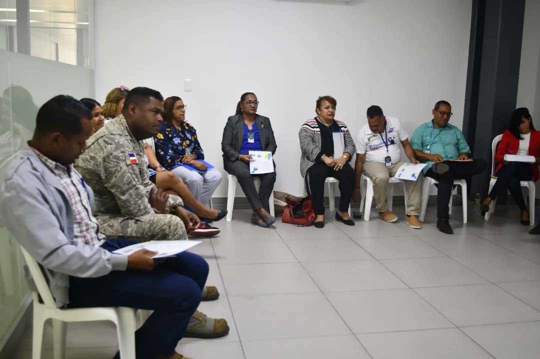 sectvulnerables's tweet photo. El Viceministerio de Seguridad Preventiva en los Sectores Vulnerables está comprometido con la capacitación constante de nuestros colaboradores y personal. ¡VAMOS A SEGUIR CAPACITANDO! @flacsord

Ayer iniciamos el curso de Mediación de Conflictos en el Ayuntamiento de SDE 😃 https://t.co/MkcCQaQl1L
