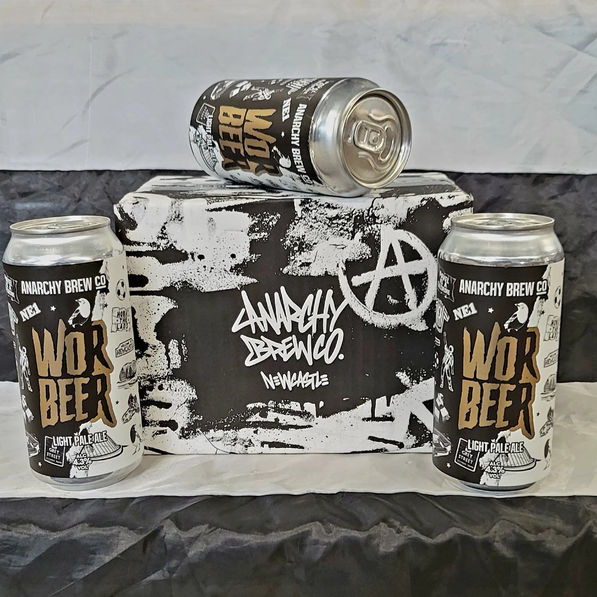 I’m running a giveaway in partnership with <a href="/AnarchyBrewCo/">Anarchy Brew Co</a>.

2 prizes up for grabs:

- 6 pack of Wor Beer (<a href="/worflags/">Wor Flags 🏴🏳</a> special edition)
- T-shirt &amp; 3 can gift pack

For your chance to win:

- Follow <a href="/ToonPolls/">Toon Polls</a>
- Follow <a href="/AnarchyBrewCo/">Anarchy Brew Co</a> 
- RT

Winner will be selected 31st March. #NUFC