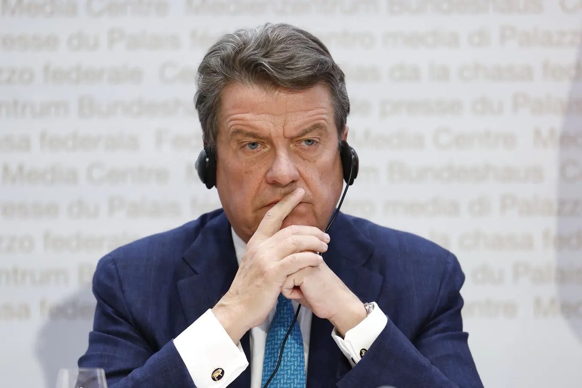 Der mächtigste Banker der Schweiz… ein Wallstreet-Veteran und Investment Banker…
Ja ist denn die Industrie jetzt total unfähig von den Fehlern zu lernen!!??