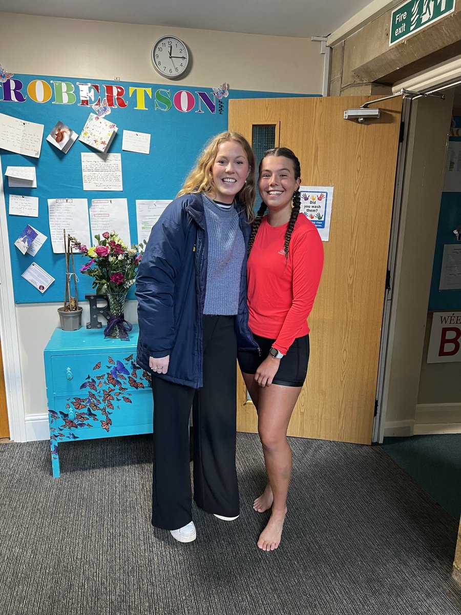 Robertson_Sed's tweet photo. Lots more @SedberghOS visitors yesterday and it was so good to see them all along with lots of OS and current parents too #WilsonRun #ButterfliesBackinTown 🏃🏻‍♀️🦋⭐️🤎 https://t.co/VRFv7hkKPD