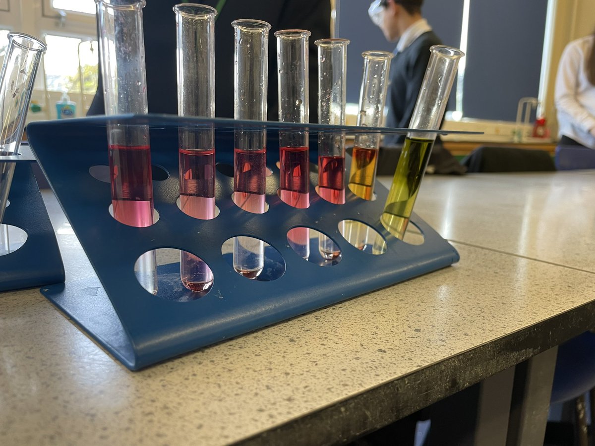 DrTippen's tweet photo. My S3’s have been demonstrating some excellent lab skills during the acids &amp; bases topic @LenzieChem https://t.co/LcyoSJMsIr
