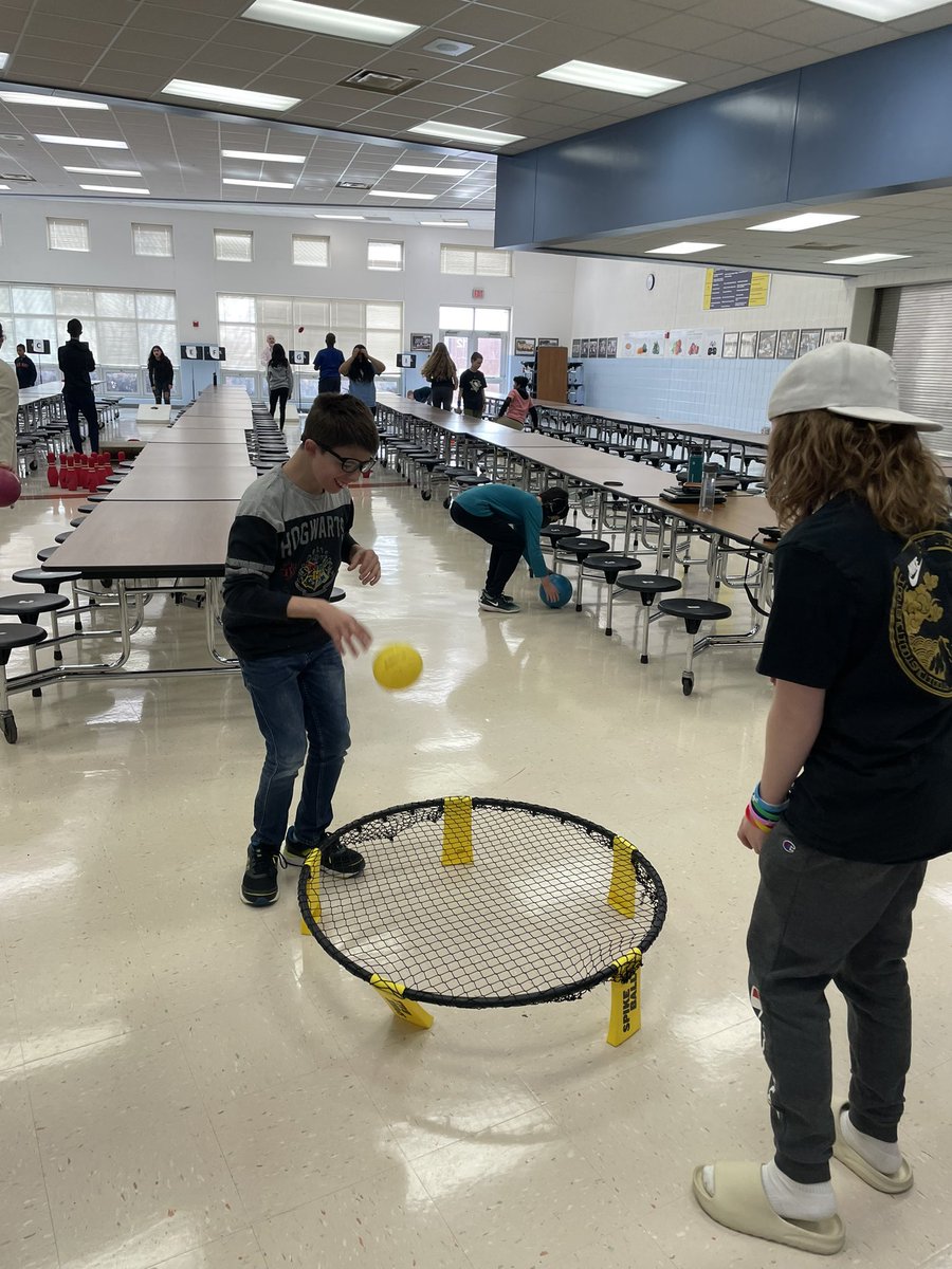 Sarah Brucher tweet media