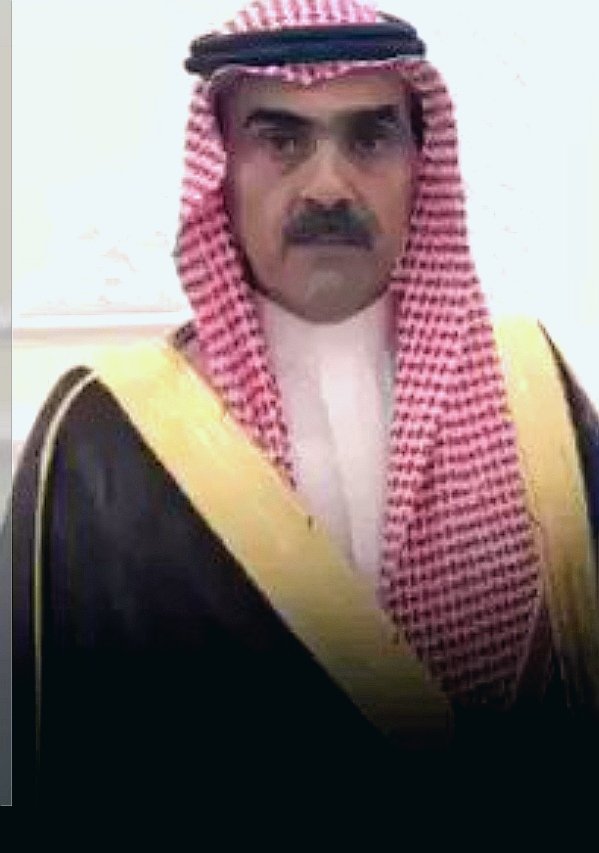 alshebi5's tweet photo. الراعي الذهبي لسباق الخيل في ميدان الفروسية بمحافظة عقلة الصقور رجل الأعمال مسلط بن لافي الشعبي https://t.co/Bae5xSPjFy