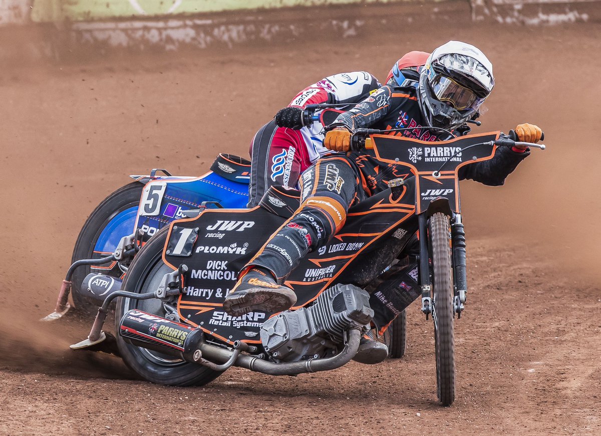 watchspeedway's tweet photo. 📺 THE Sam Masters Testimonial meeting, featuring 3 GP stars, will be streamed live on BSN this Sunday 26th March at 2.30pm.

📲👇🏼
https://t.co/sw4dL9Sj43

📸 @taylanningpix https://t.co/vuMCYPgPOF