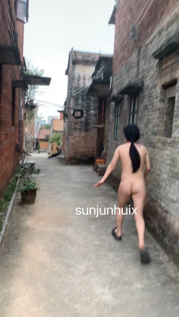 sunjunhuix's tweet photo. 截选20分钟村庄穿越定制视频🫣
@wsdsbs https://t.co/AMx1FkcWWO