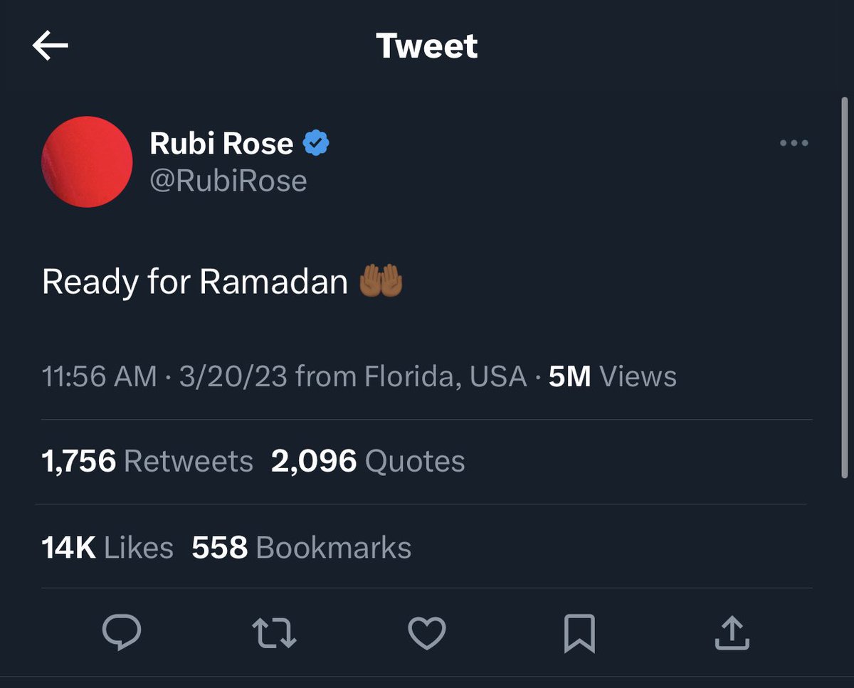 OvOBrezzzy's tweet photo. Rubi rose cannot be a real person😭😭 https://t.co/jEJfUPGAa1