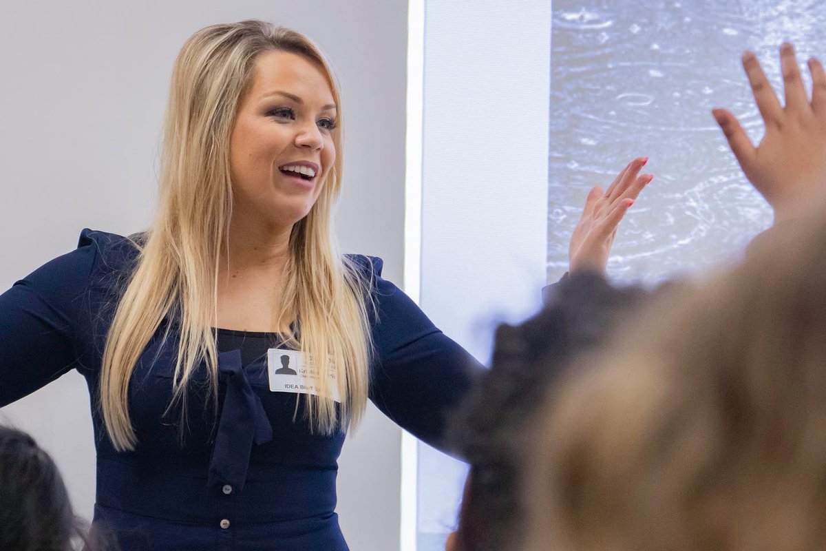 KristenCurrieTV's tweet photo. A wonderful visit to @IDEABluffSpring talking with their special education scholars about weather. Thank you students &amp; staff for the warm welcome &amp; great conversation. ❤️ #RISEprogram #schoolvisit @KXAN_Weather 

📸: Emilio Casanova &amp; Sarah Lopez Cortez (students) https://t.co/Ic2rXjA67a