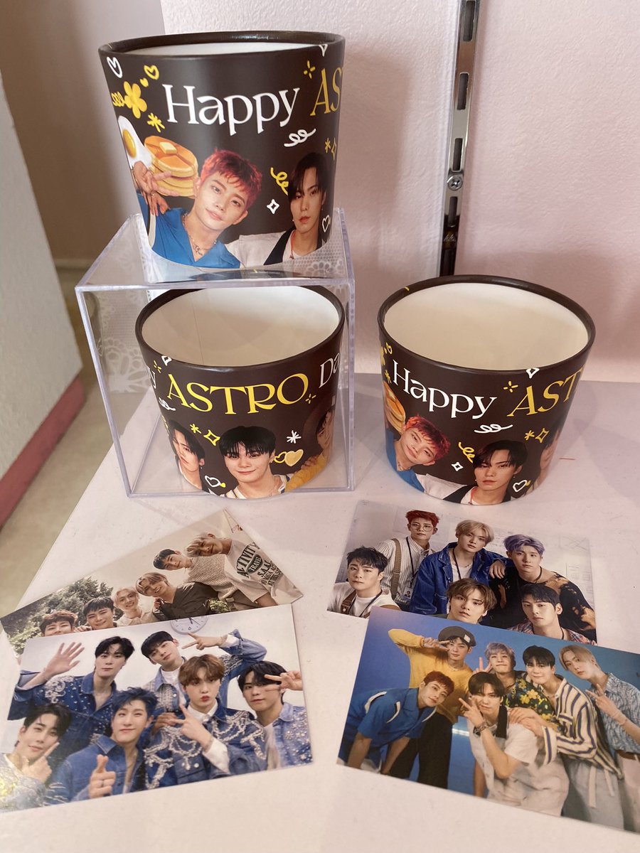 PinkjackCafe tweet media