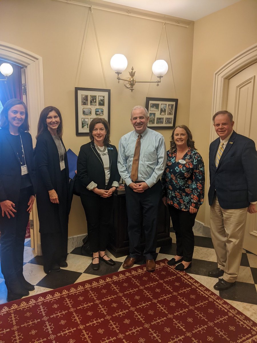 UnitedWayCLE's tweet photo. In a crisis, in a disaster, in a pandemic, 211 is here to help. Today, Sharon @SobolJordan and others met with @matthuffman1 about the importance of investing into #Ohio211. Thanks for advocating with us, @UnitedWayGC, @AAA3Ohio, @uwportage! #Team211 https://t.co/chWxbYf3Ib