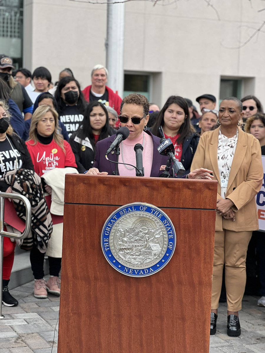 BattleBornProg's tweet photo. “#SB175 continues the work to ensure that the laws that govern HOA’s in Nevada are fair,” said @Senatorspearman #NVLeg #HousingIsAHumanRight 🔗 https://t.co/P8MdPE6jN9 https://t.co/wQfuznqp37