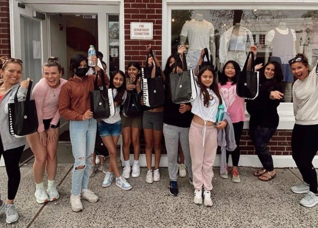 i-tri Girls tweet media